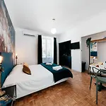 Les Precieuses Suites & Spa II